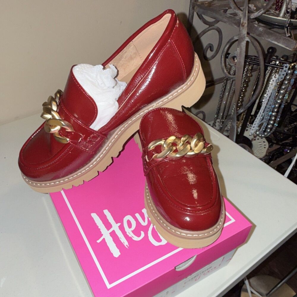 Corkys Not Literally Loafer Comfort Shoes Dark Red Crinkle Patent Chain 9M